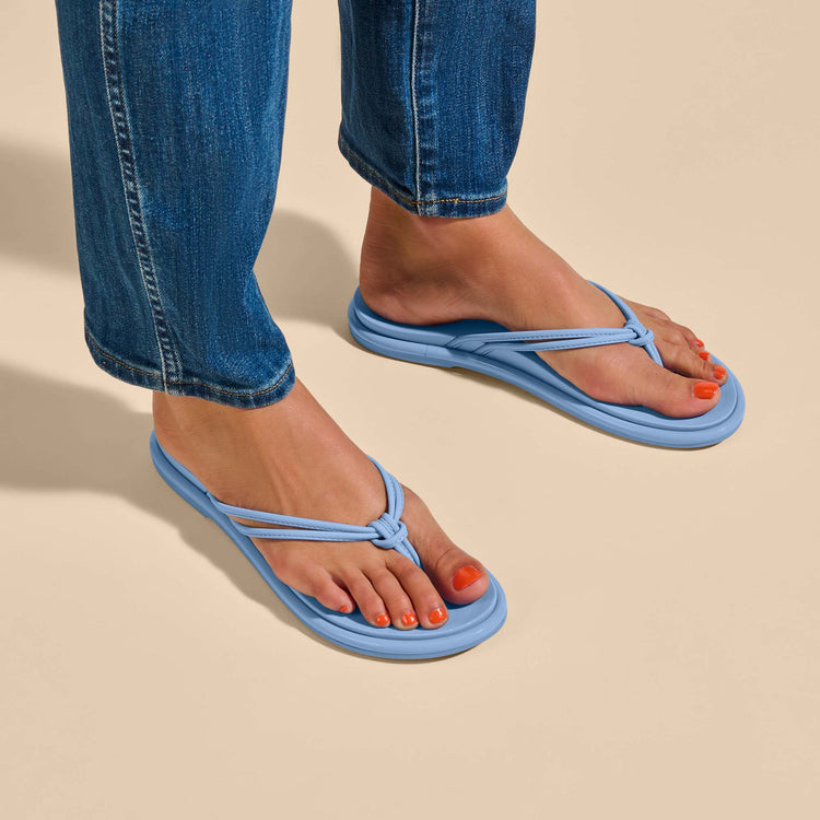 'Aka Women's Beach Sandals
