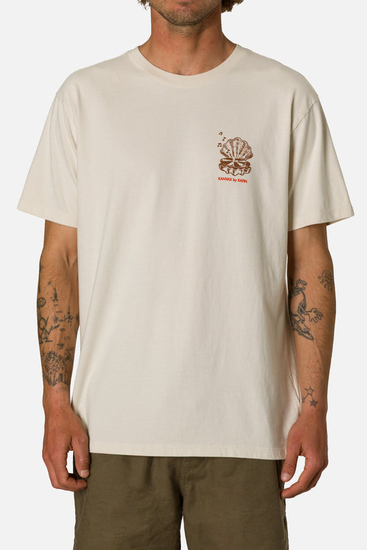 Vibrations Tee - Vintage White