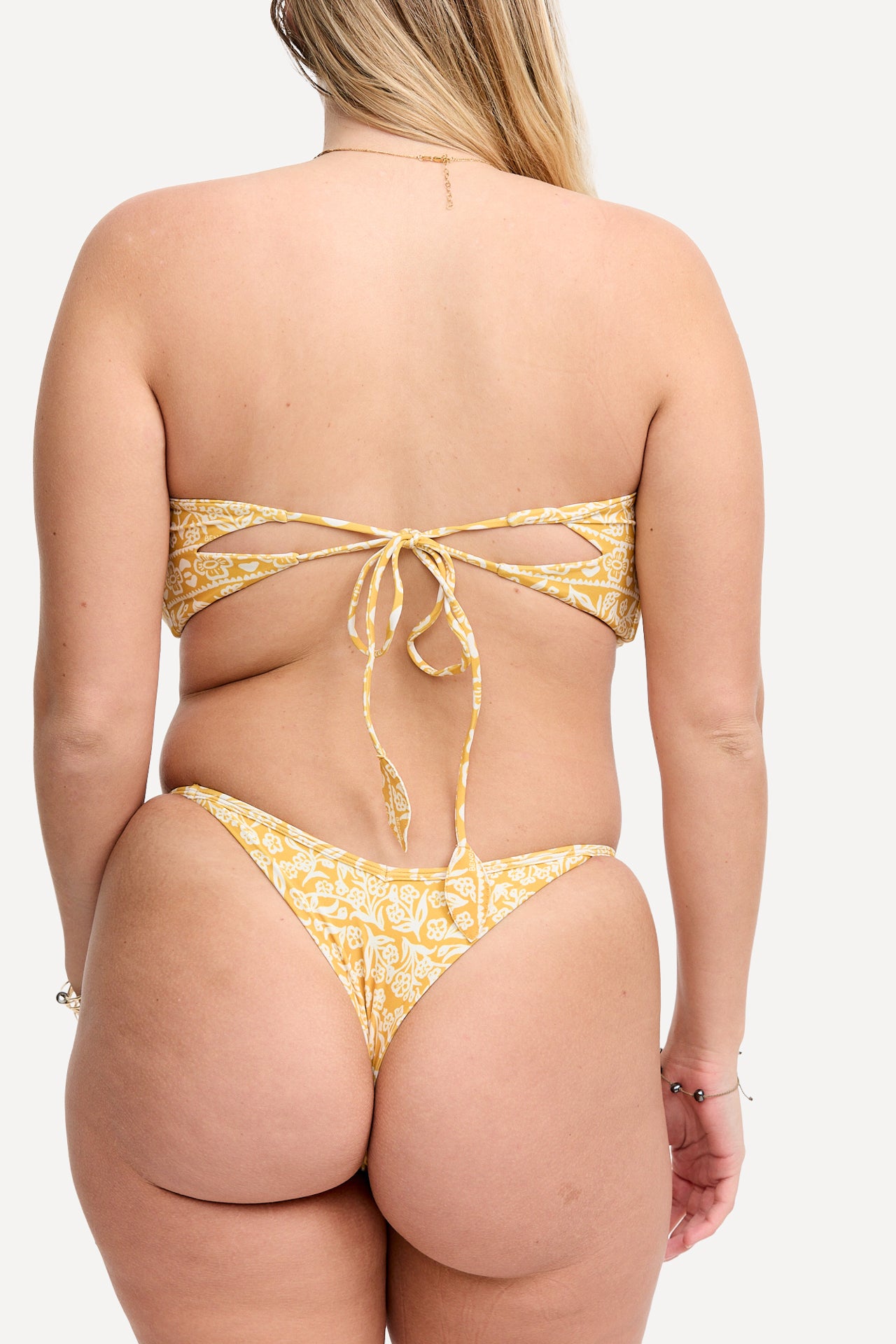 Bella Bottom - Goldie