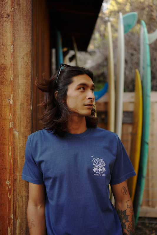 Vibrations Tee - Midnight Tide