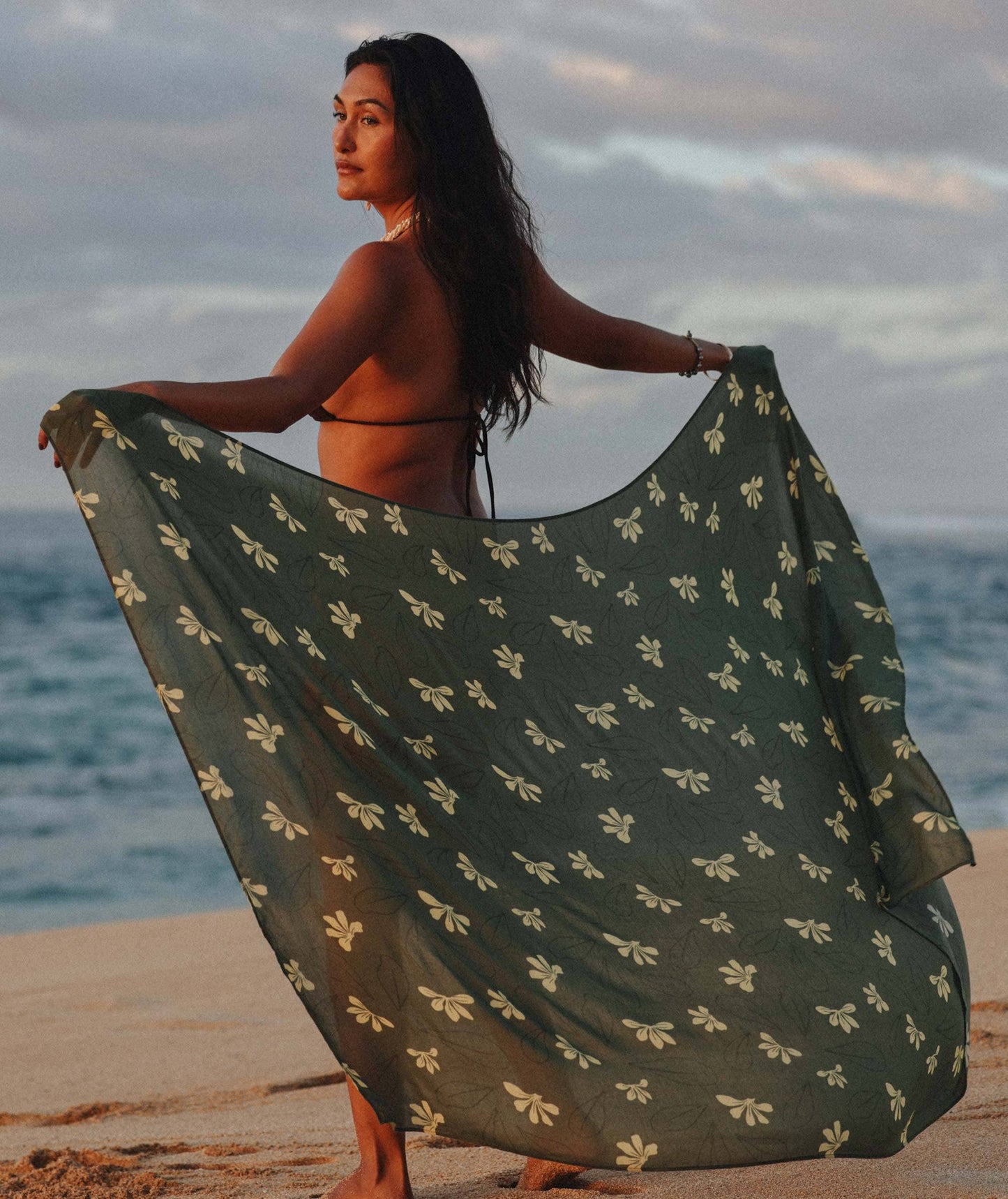 Tag Aloha Co. Pareo - Naupaka