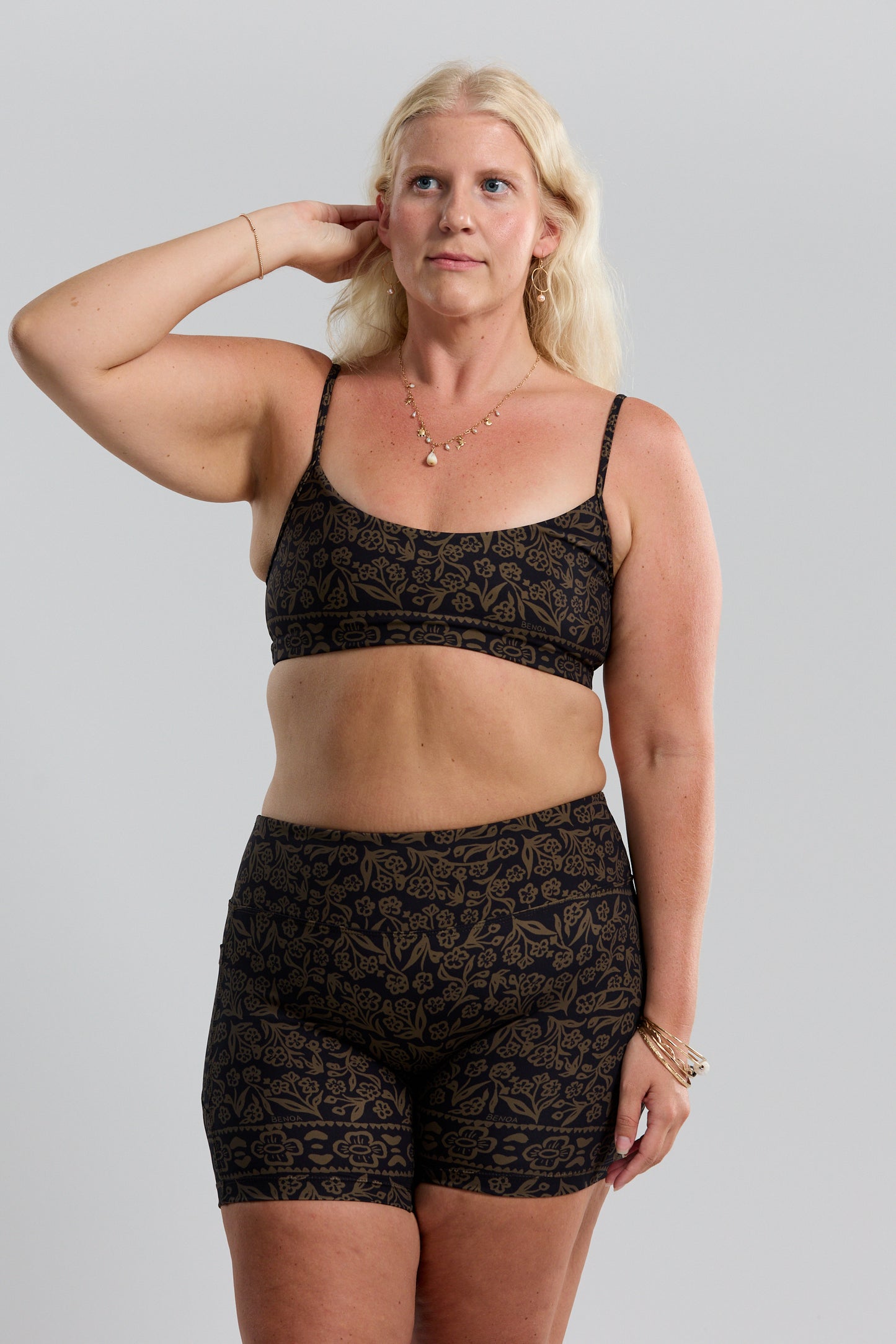 The Sports Bra - Brown Batik