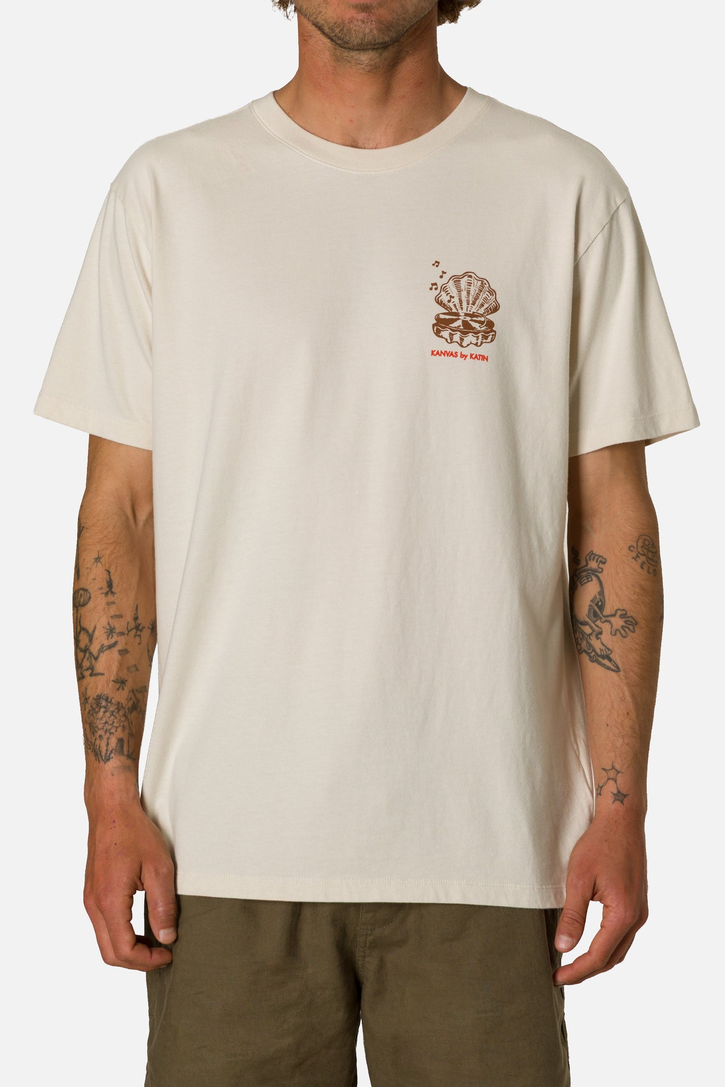 Vibrations Tee - Vintage White