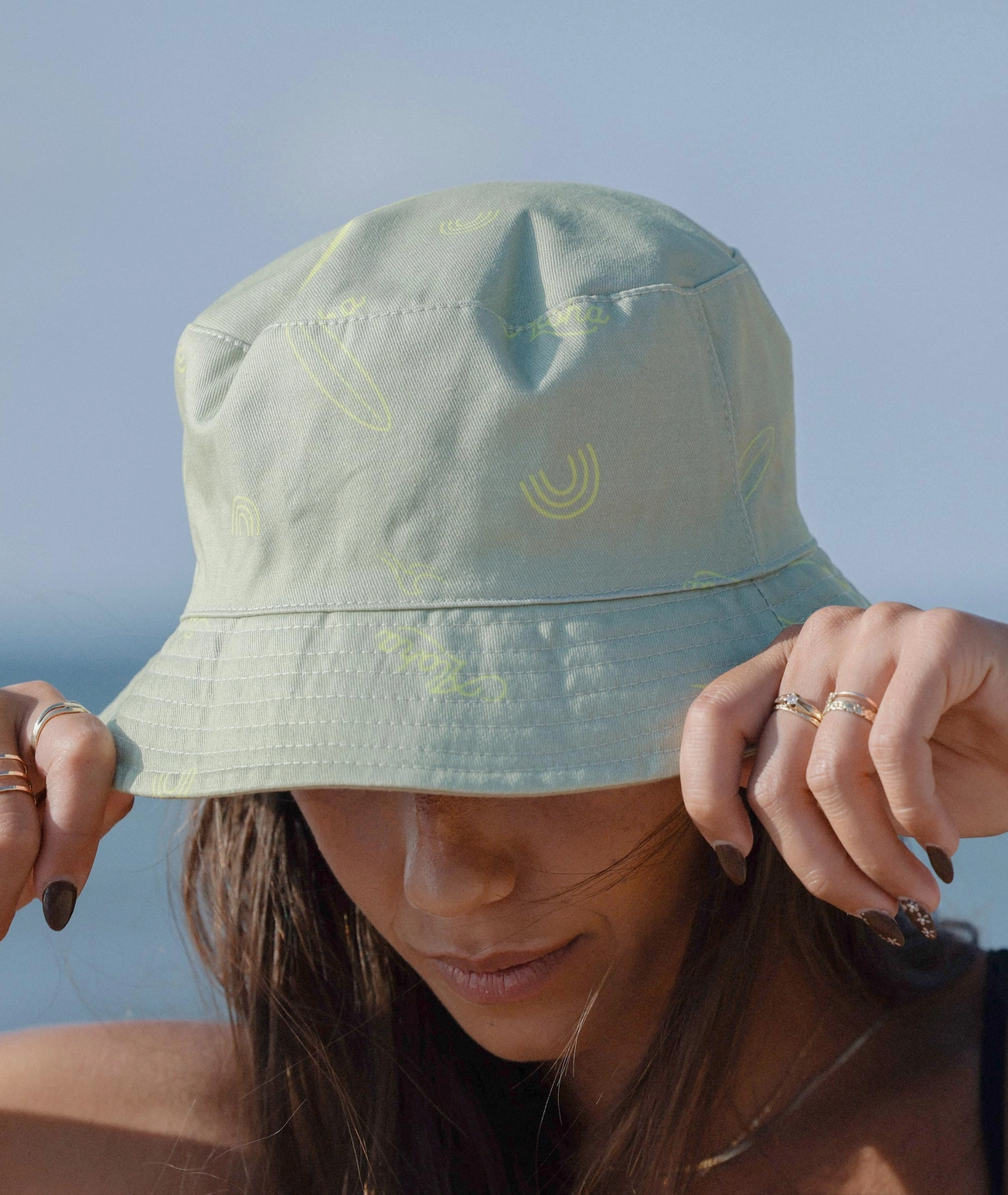 Tag Aloha - Reversible Bucket Hat - Aloha