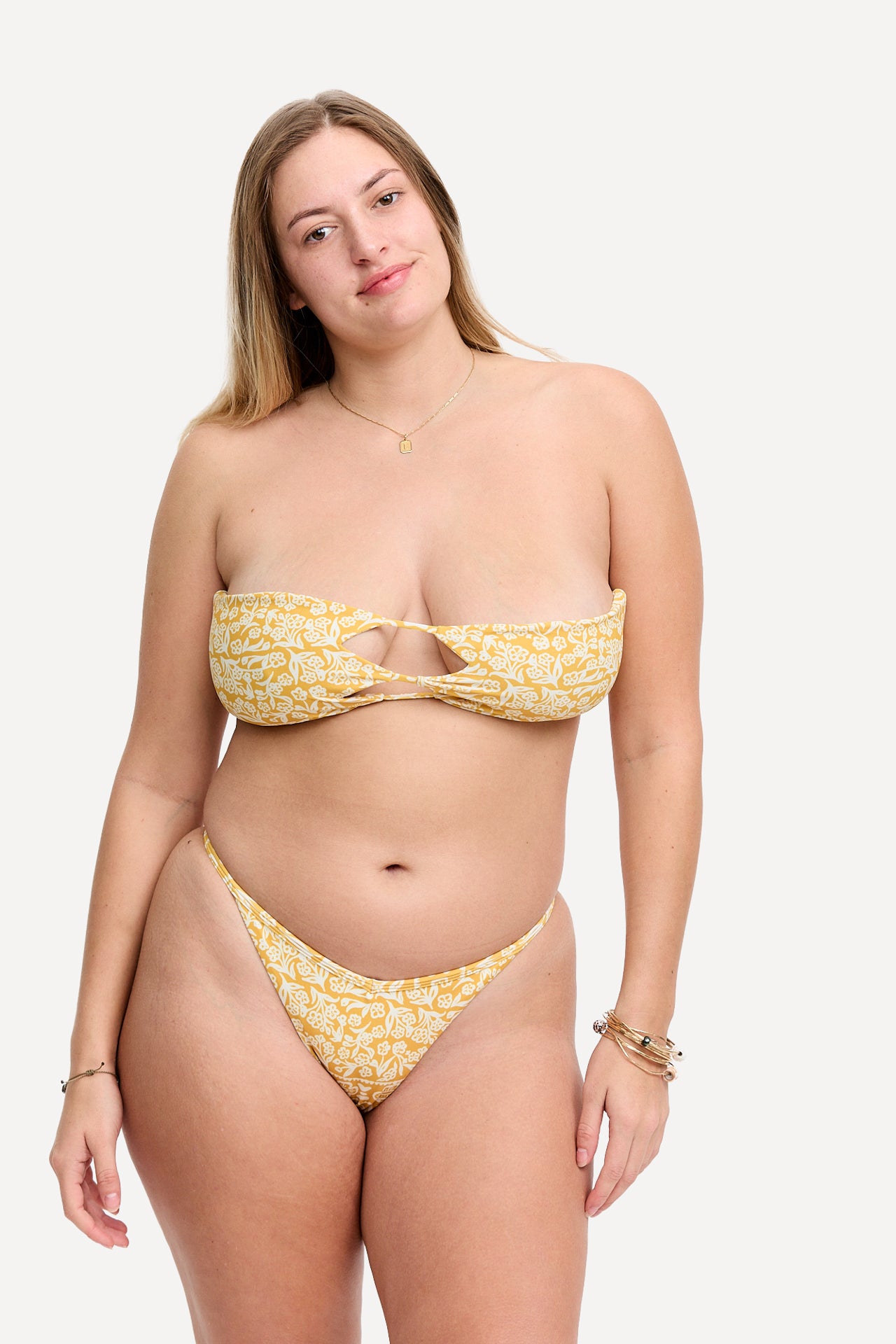 Bella Bottom - Goldie