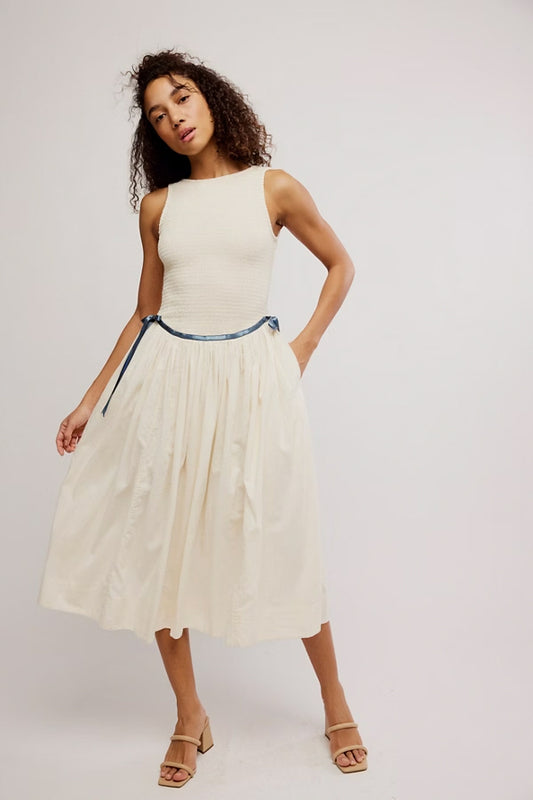 Nightingale Solid Midi Dress