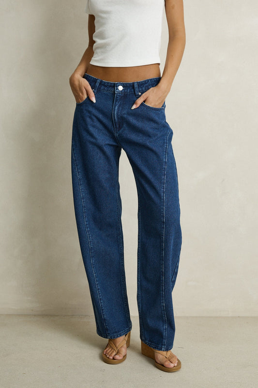 Low-Rise Barrel Denim Pant