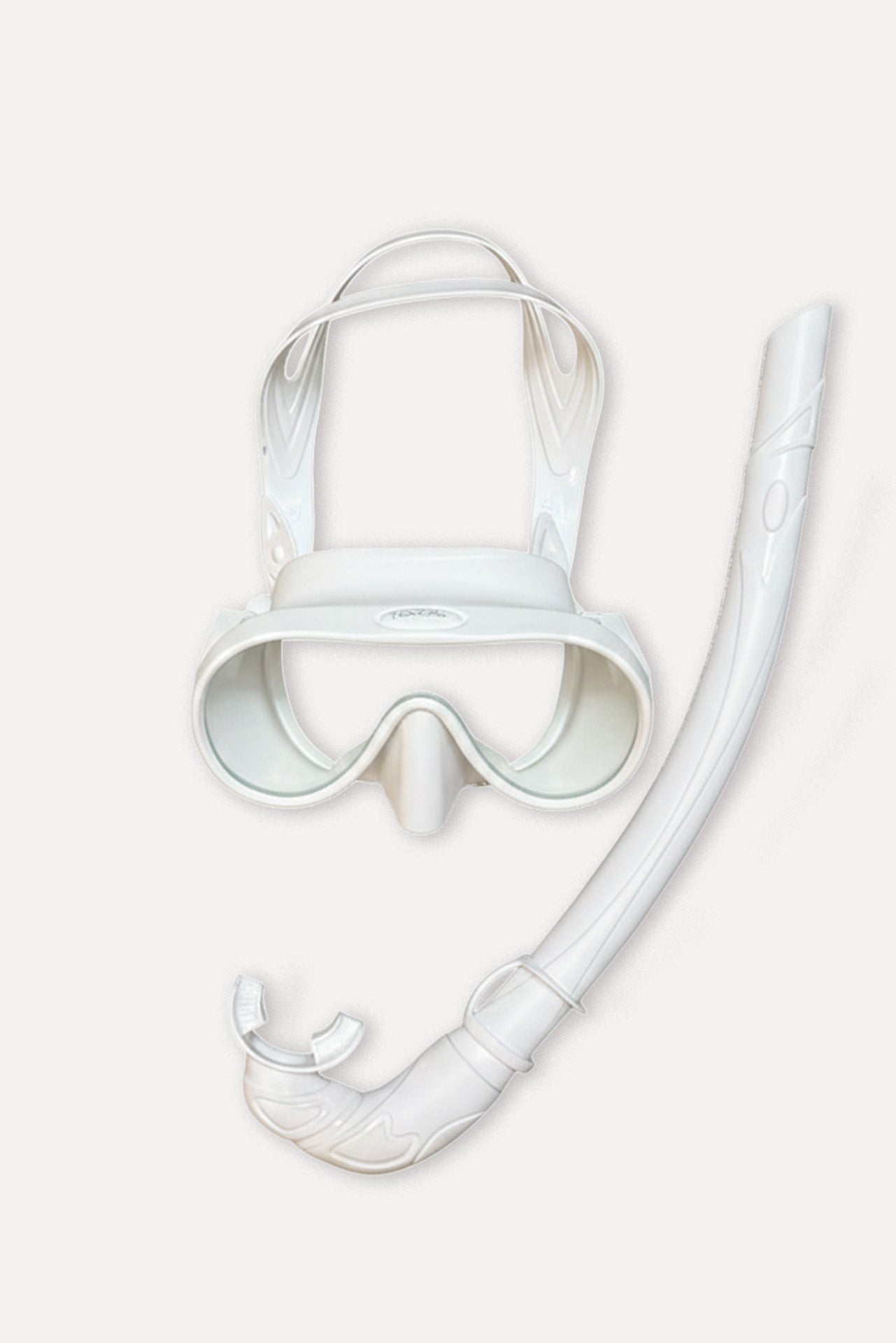 White silicone mask and snorkel set with tempered glass lenses.